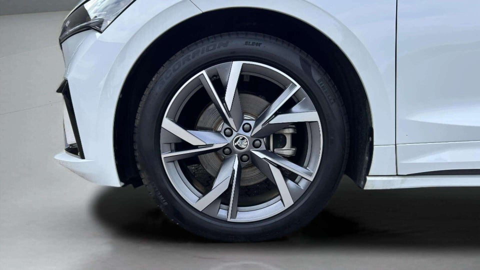 Skoda Enyaq 60 iV Sportline 5d