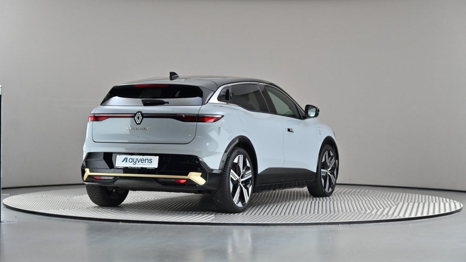 Renault Megane E-Tech 60 Iconic 5d