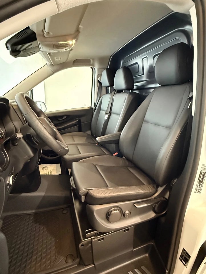 Mercedes Vito 114 2,0 CDi A2 Kassevogn PRO aut. RWD