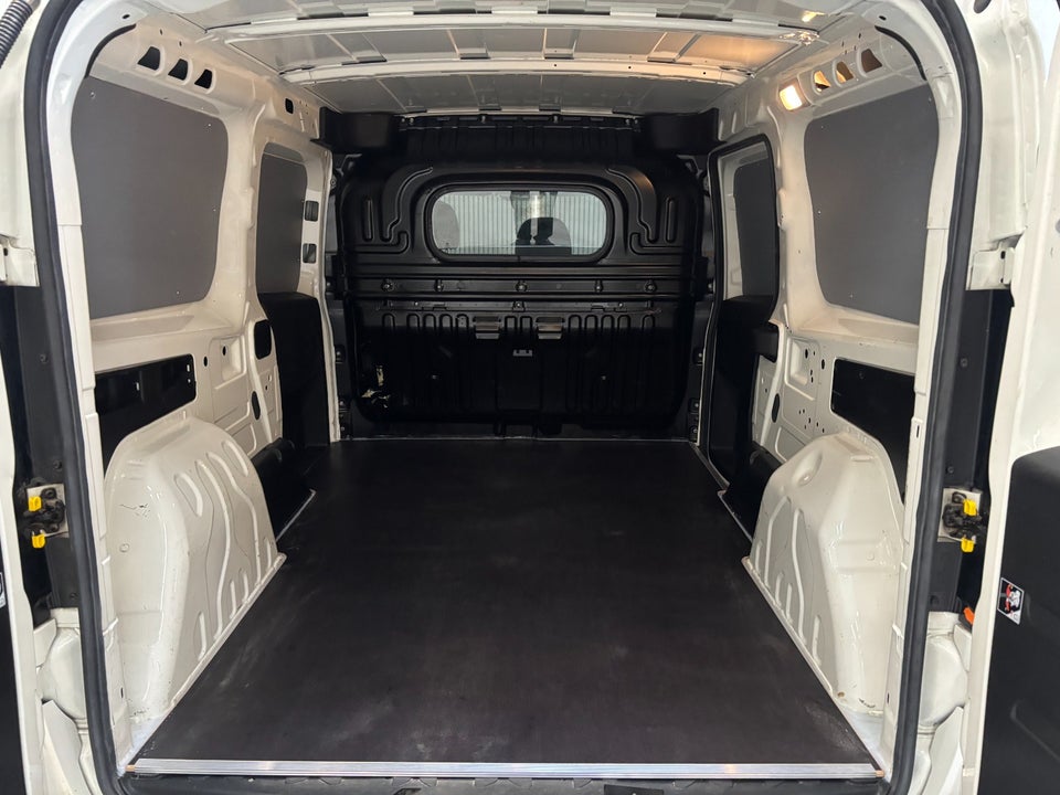 Fiat Doblò Cargo 1,3 MJT 95 Basic L2