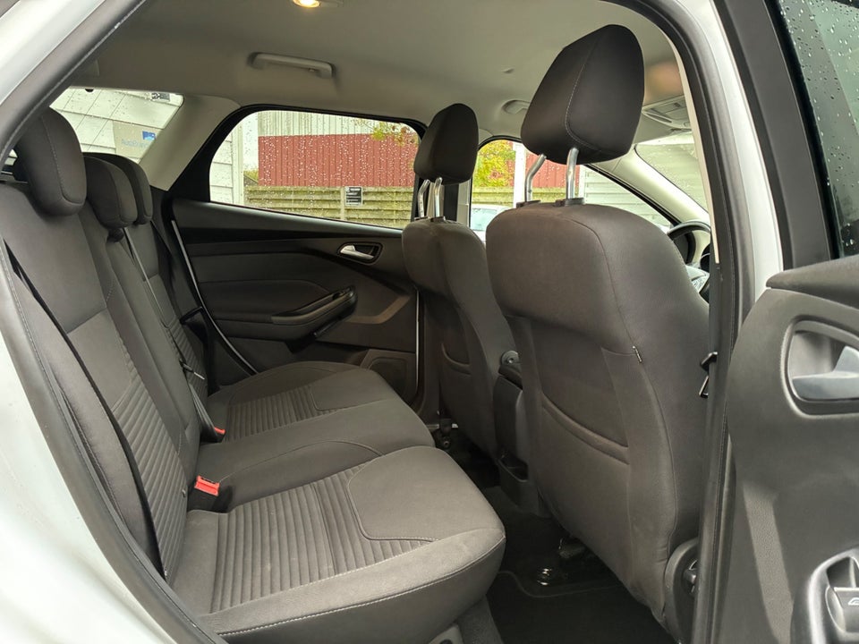 Ford Focus 1,0 EcoBoost Titanium stc. aut. 5d