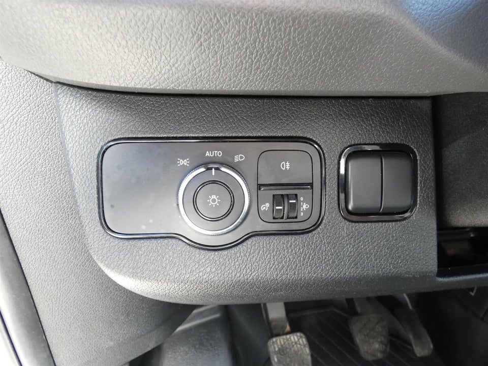 Mercedes Sprinter 516 2,2 CDi A3 Chassis RWD 2d