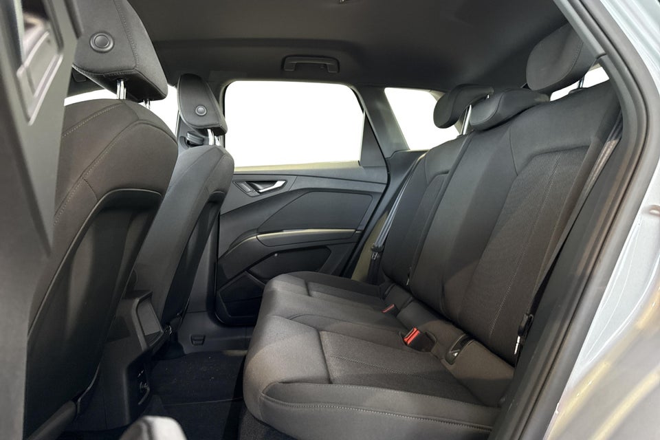 Audi Q4 e-tron 40 Attitude S-line 5d