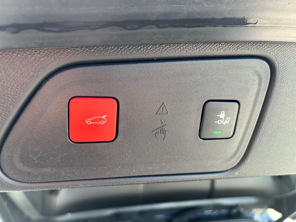 Peugeot 3008 1,6 Hybrid4 GT Pack EAT8 5d