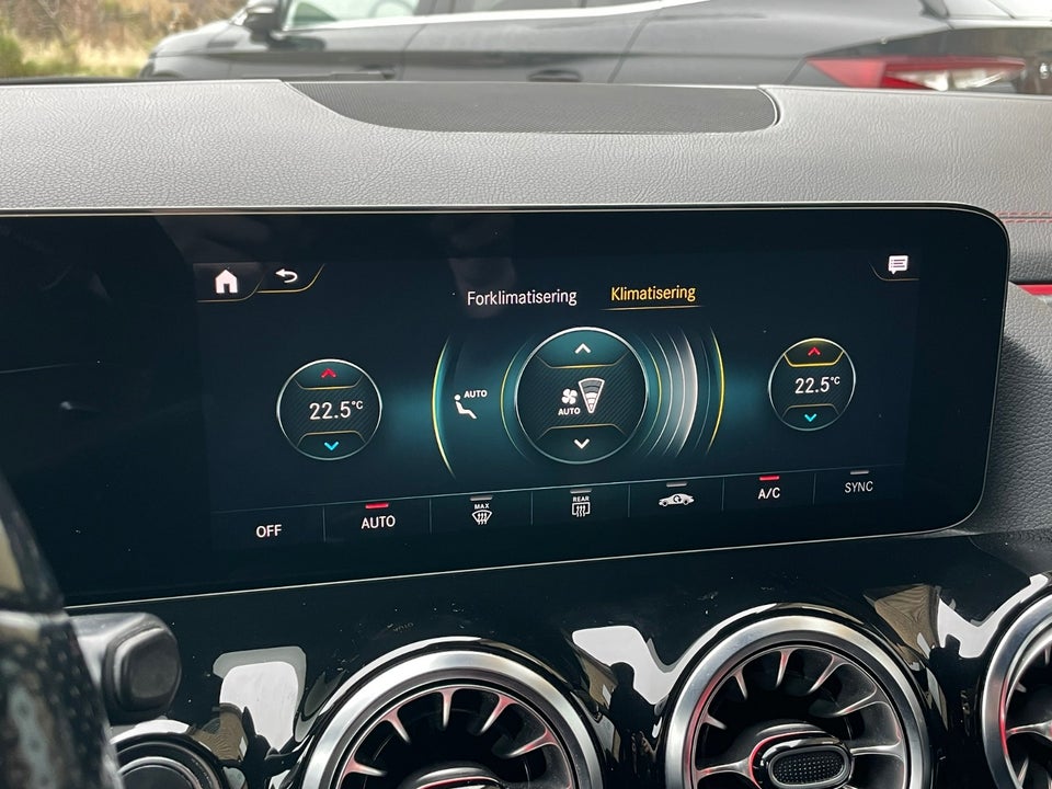 Mercedes EQA250 AMG Line 5d