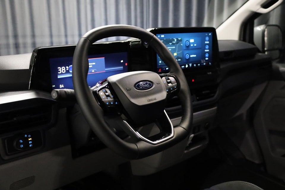 Ford E-Transit Custom 340L 64 Sport