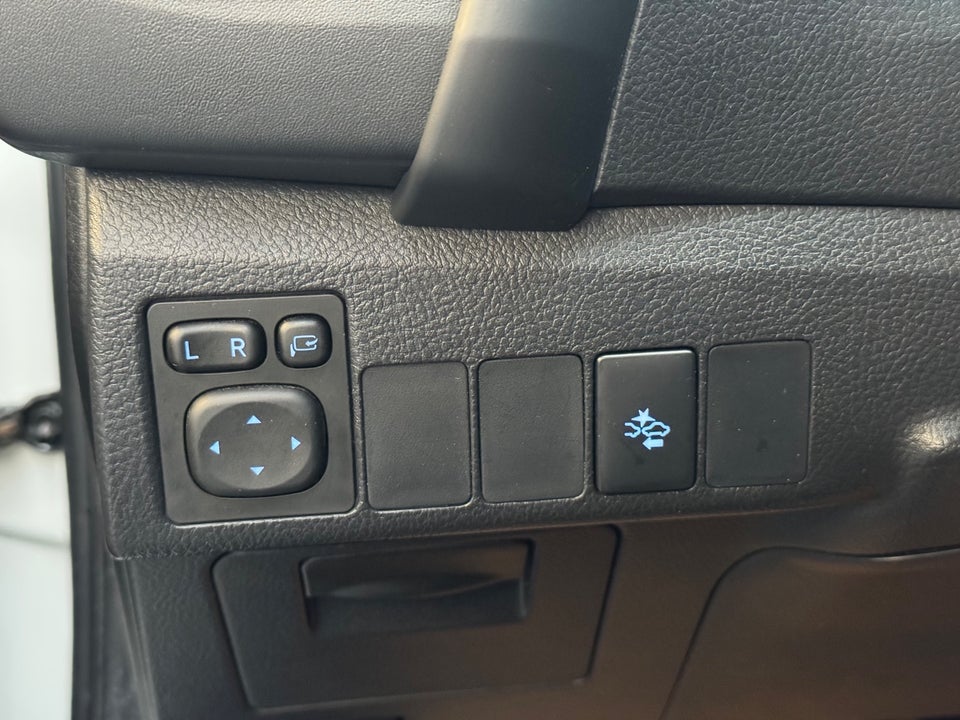 Toyota Auris 1,8 Hybrid H2 Style Touring Sports CVT 5d