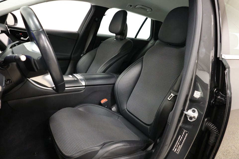Mercedes C300 e 2,0 Avantgarde stc. aut. 5d