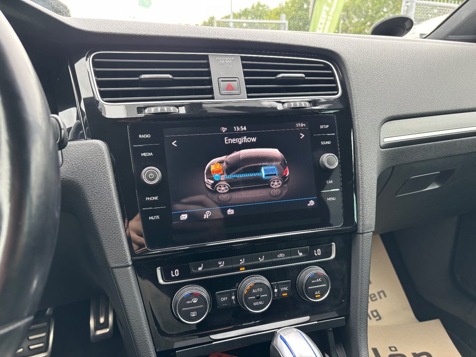 VW Golf VII 1,4 GTE DSG 5d