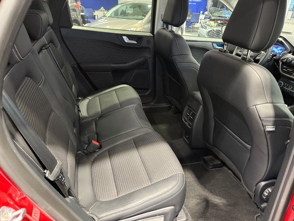 Ford Kuga 2,5 PHEV Titanium X CVT 5d