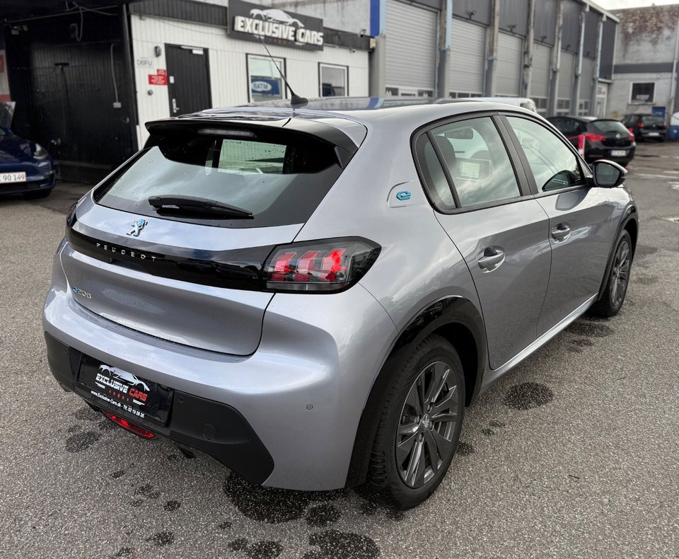 Peugeot e-208 50 Allure 5d