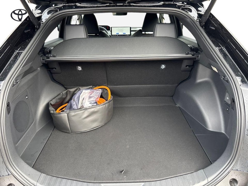 Toyota bZ4X 73 Executive 5d