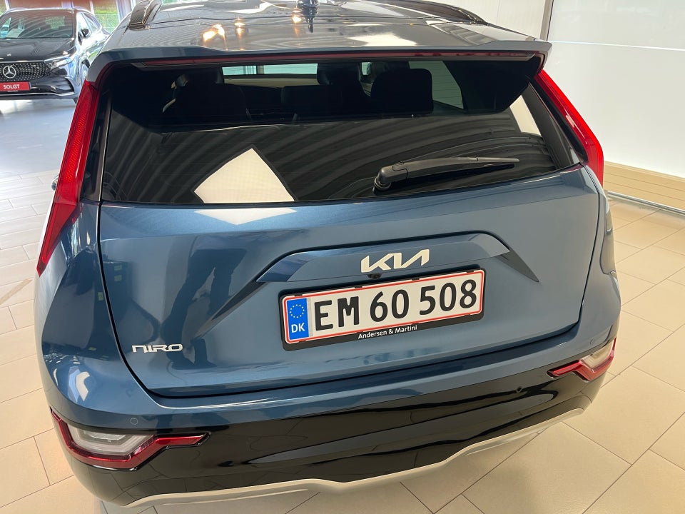 Kia Niro 64 EV Prestige 5d