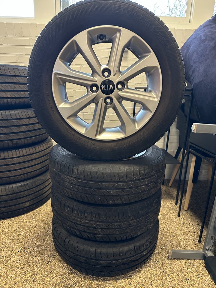 Kia Stonic 1,2 Attraction 5d