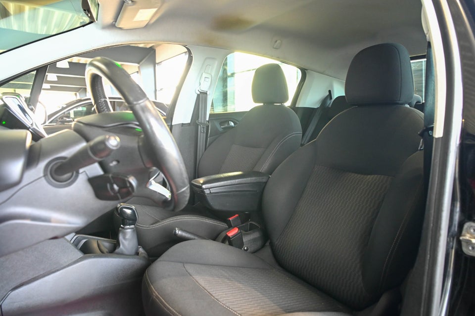 Peugeot 208 1,2 VTi 82 Active 5d