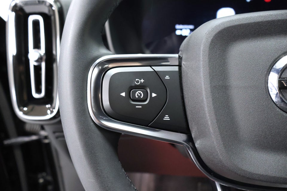 Volvo XC40 P6 ReCharge Core 5d