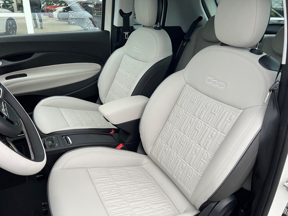 Fiat 500e 42 la Prima 3+1 4d