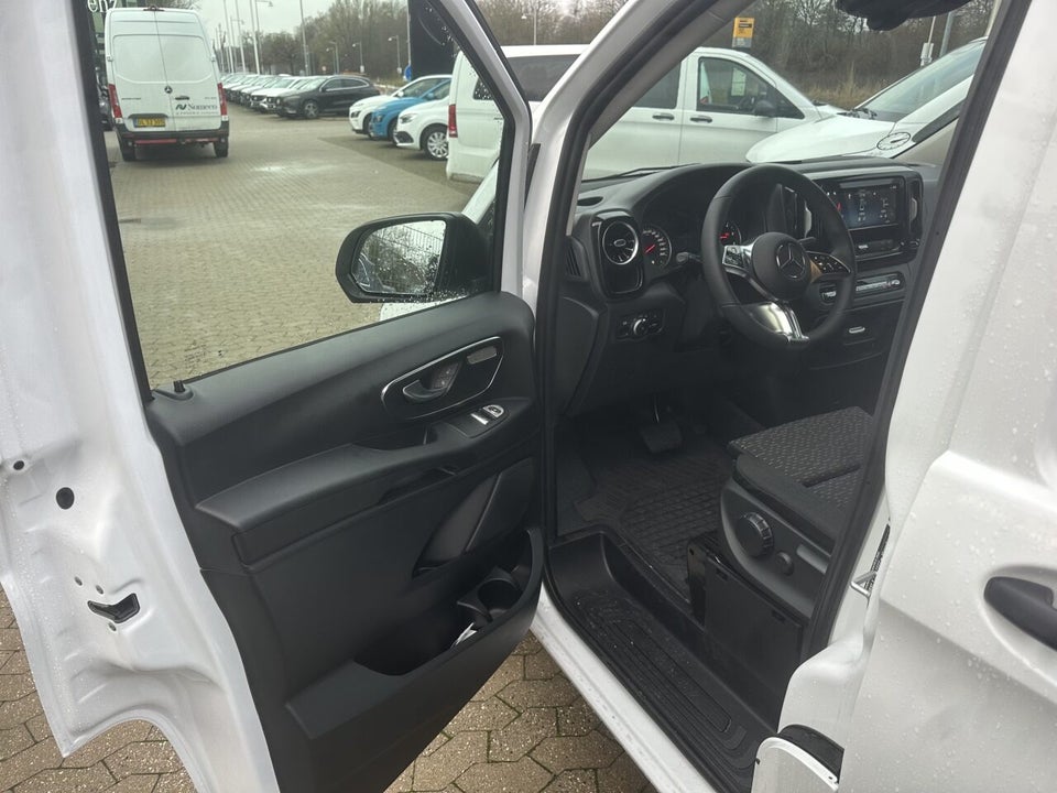 Mercedes Vito 119 2,0 CDi A3 Kassevogn SELECT aut. RWD