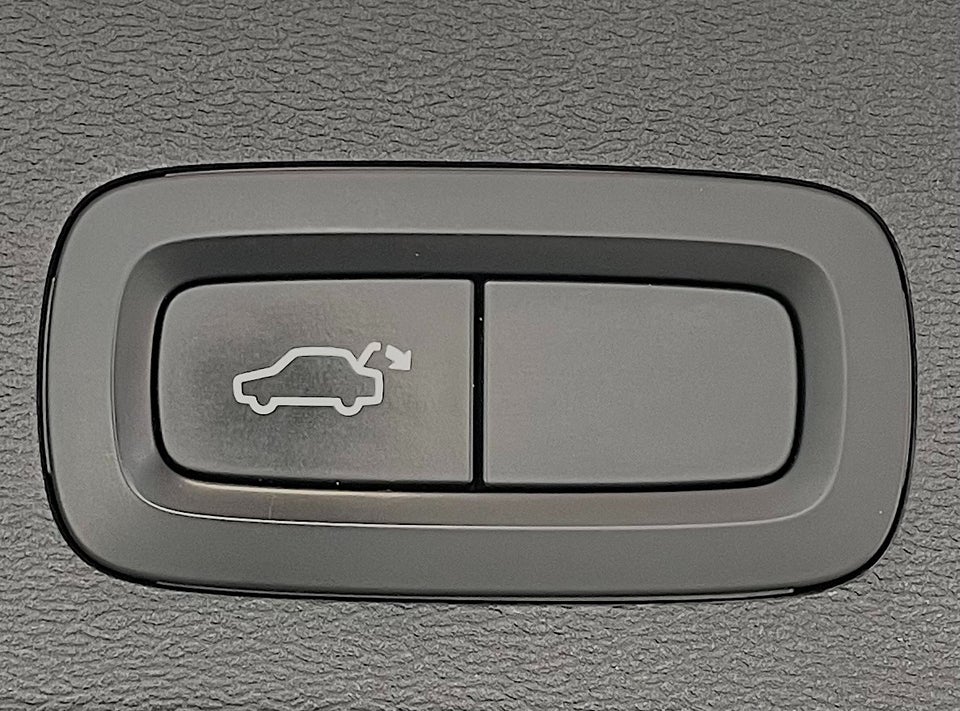 Volvo XC40 2,0 D4 190 Momentum aut. AWD 5d