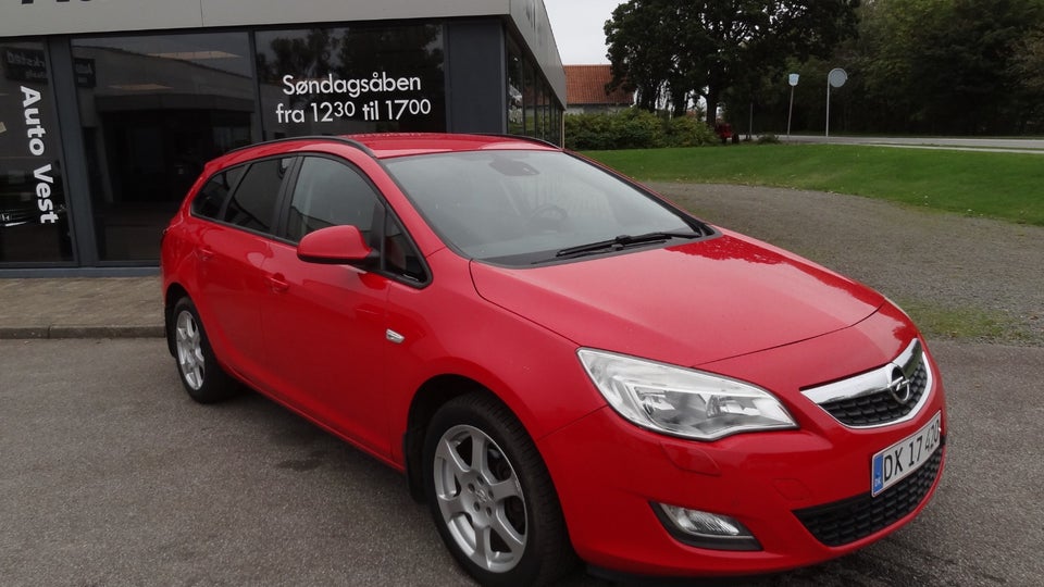 Opel Astra 1,4 T 140 Enjoy Sports Tourer 5d