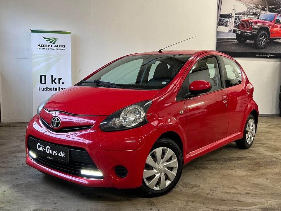 Toyota Aygo 1,0 VVT-i T2 5d