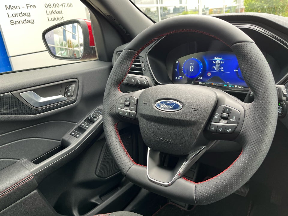 Ford Kuga 2,5 PHEV ST-Line X CVT 5d