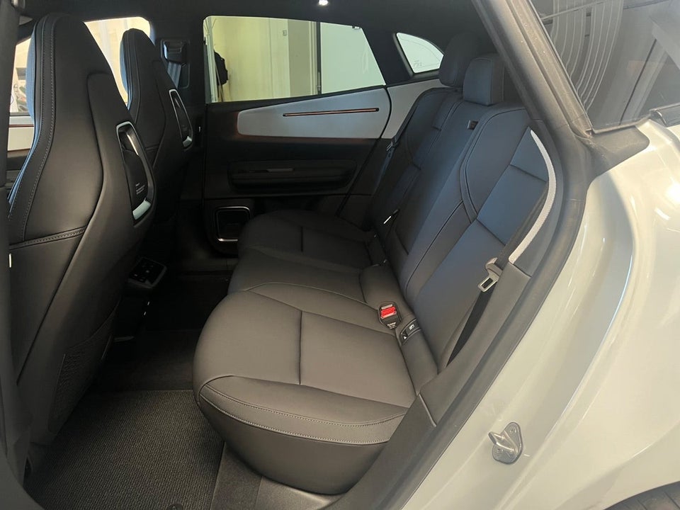 Polestar 4 Long Range AWD 5d