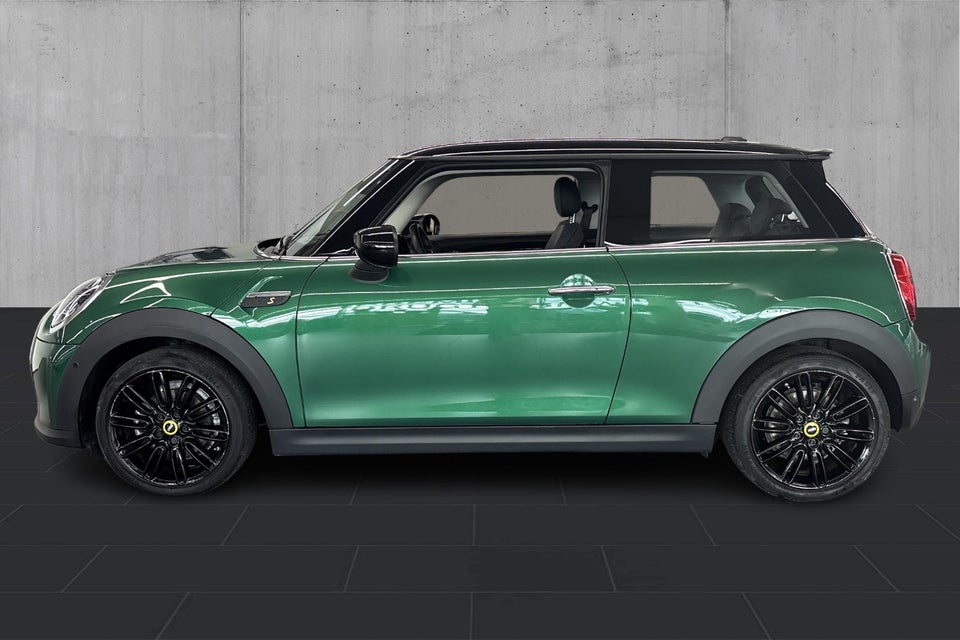 MINI Cooper SE Classic Trim 3d