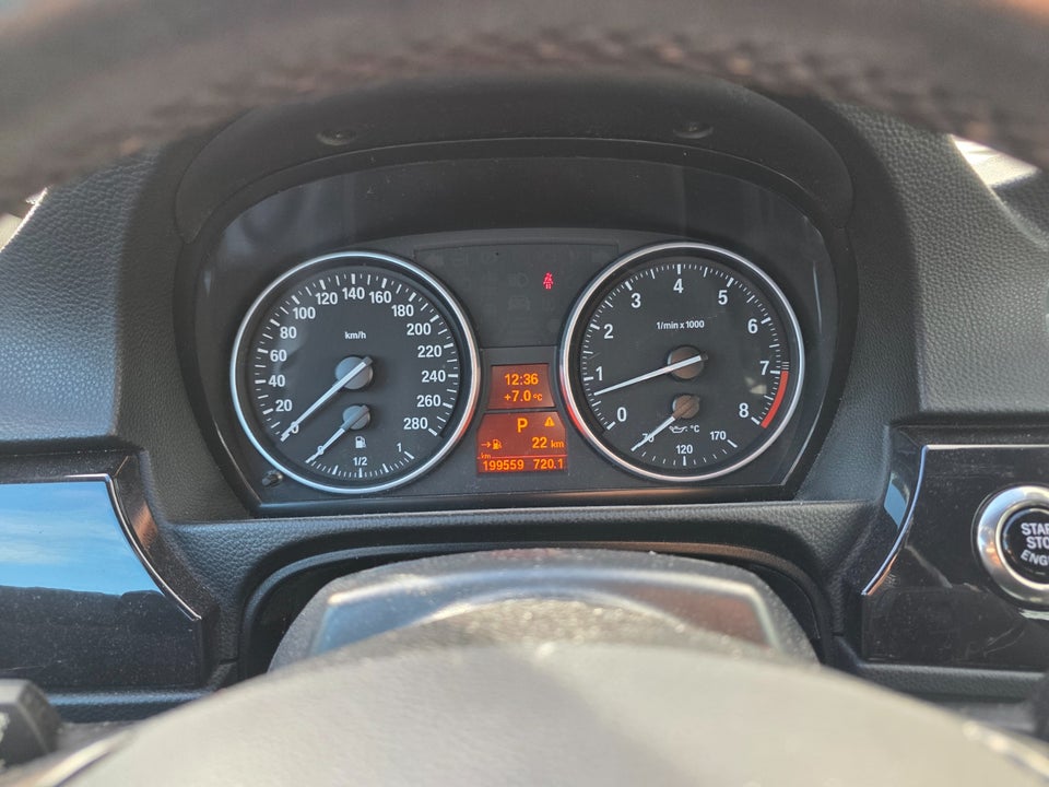 BMW 325i 3,0 Cabriolet Steptr. 2d