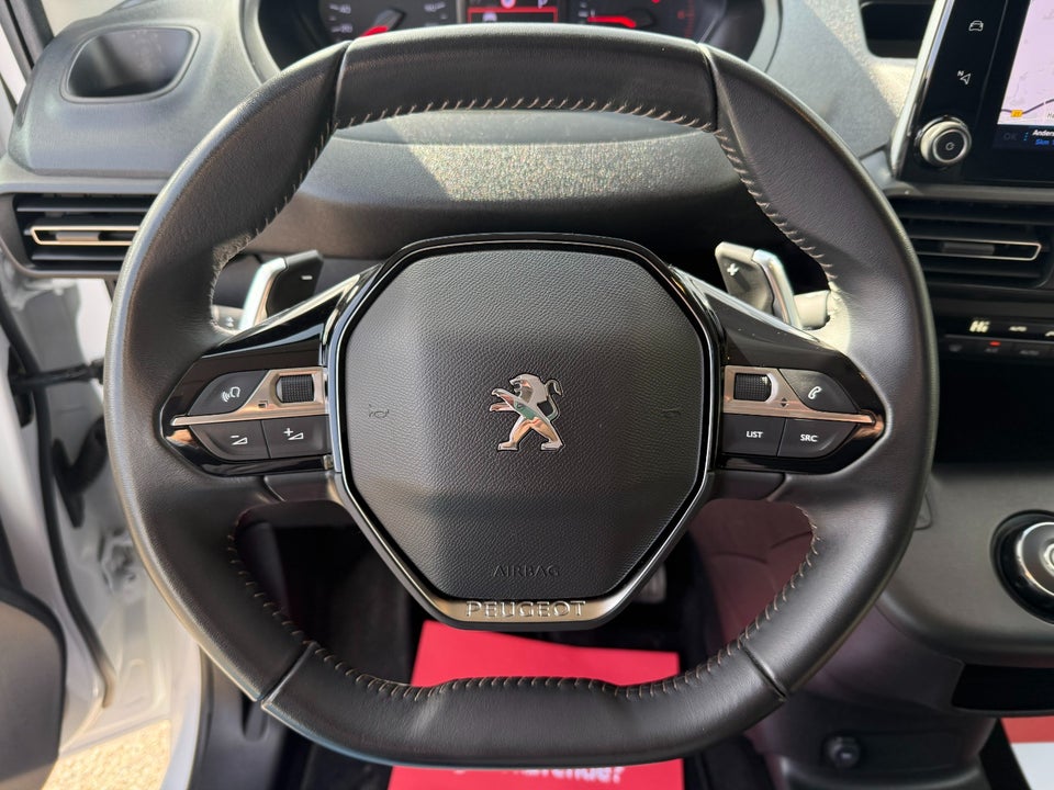 Peugeot Partner 1,5 BlueHDi 130 L2V2 Ultimate EAT8 Van