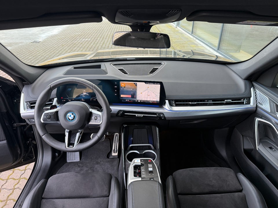 BMW iX1 eDrive20 Fully Charged M-Sport 5d