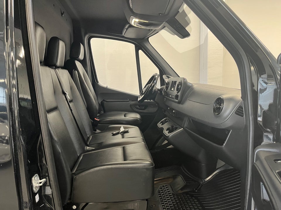 Mercedes Sprinter 317 2,0 CDi A2 Kassevogn aut. RWD