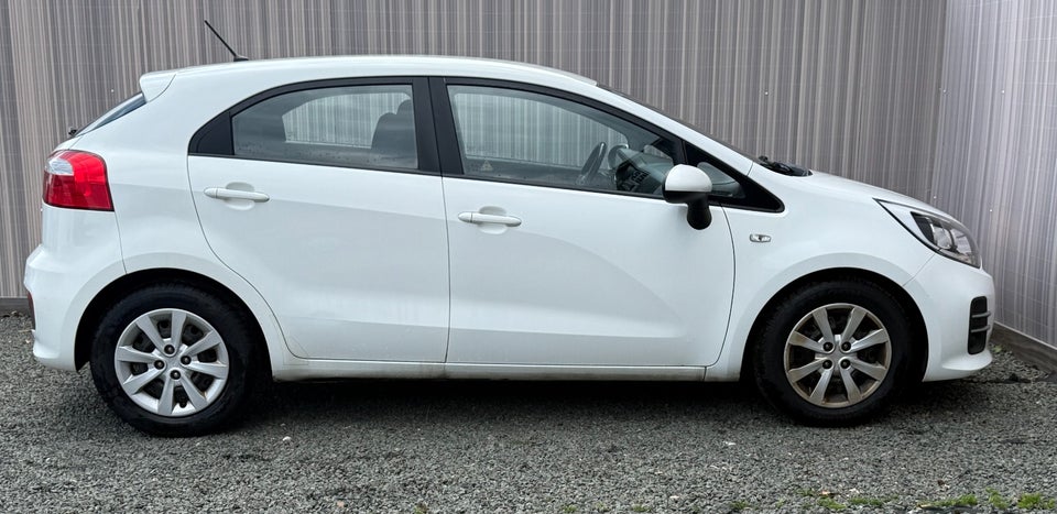 Kia Rio 1,2 CVVT Intro Edition 5d