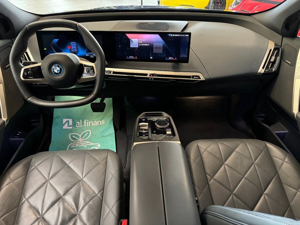 BMW iX xDrive40 Fully Charged 5d