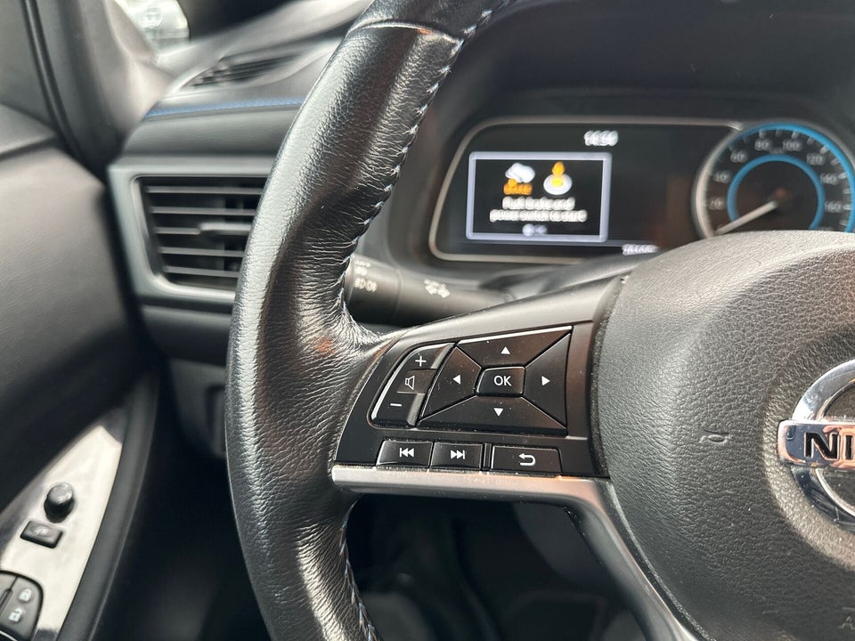 Nissan Leaf 62 e+ Acenta 5d