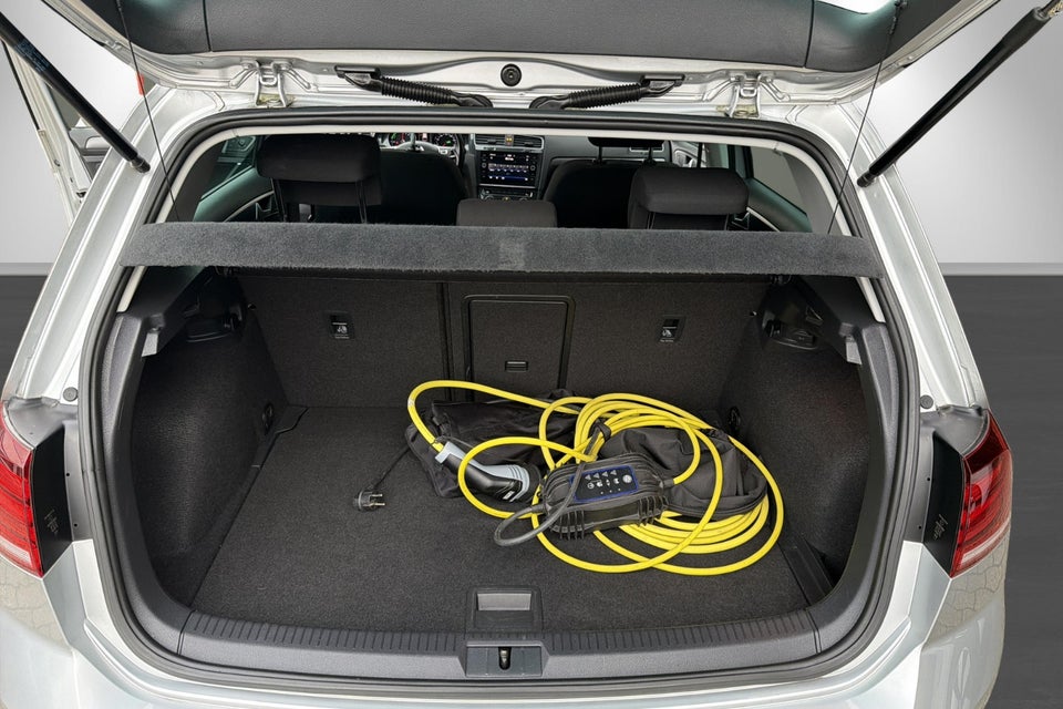 VW e-Golf VII Unlimited 5d