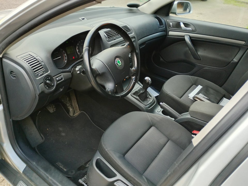 Skoda Octavia 1,9 TDi Elegance 5d