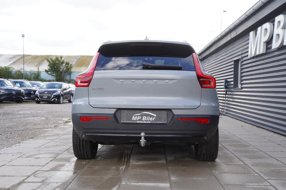 Volvo EX40 Twin Performance Plus 5d