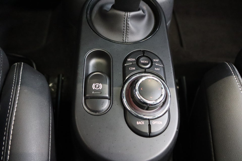 MINI Cooper SE Edition Premium Plus 3d