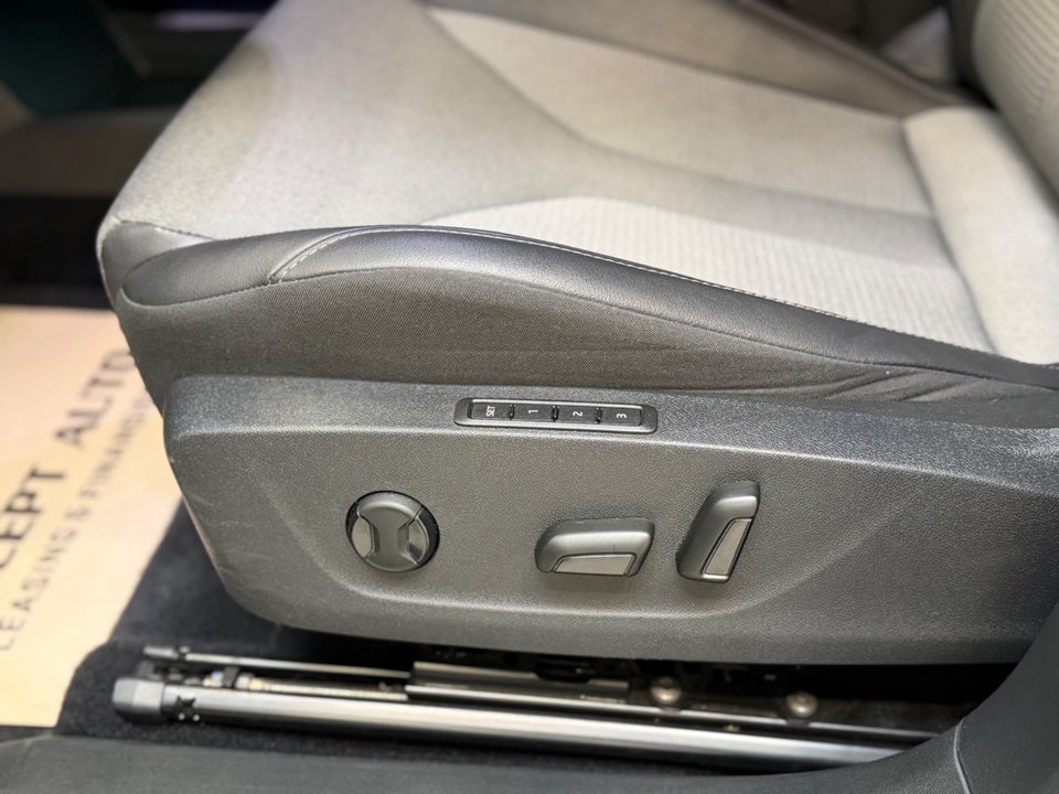 Skoda Enyaq 80 iV Loft 5d