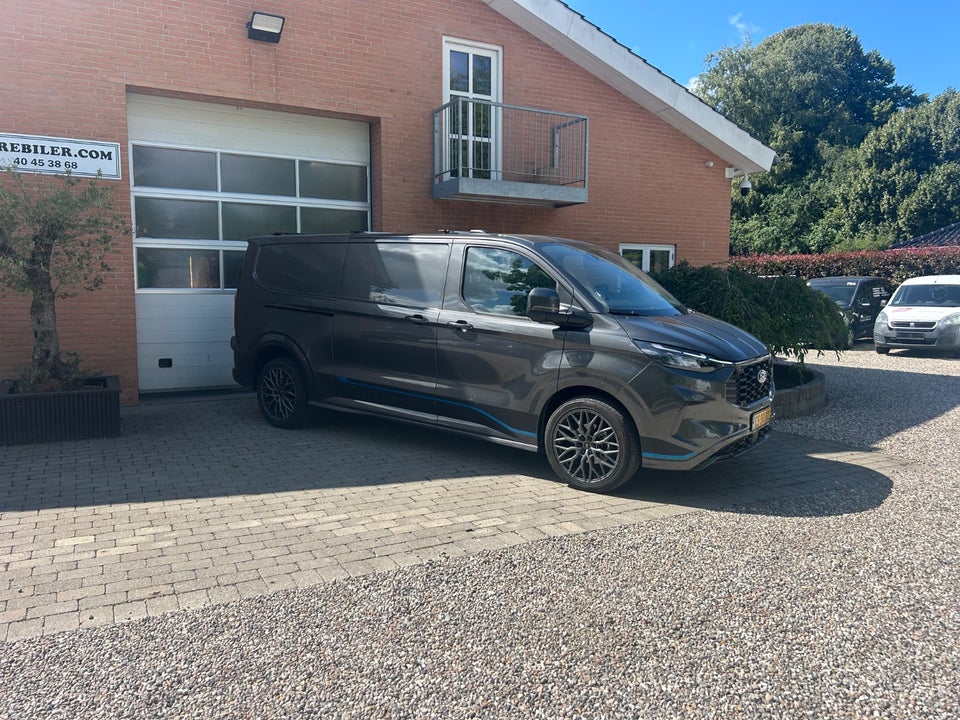 Ford Transit Custom 320 L2 2,0 EcoBlue Sport aut.