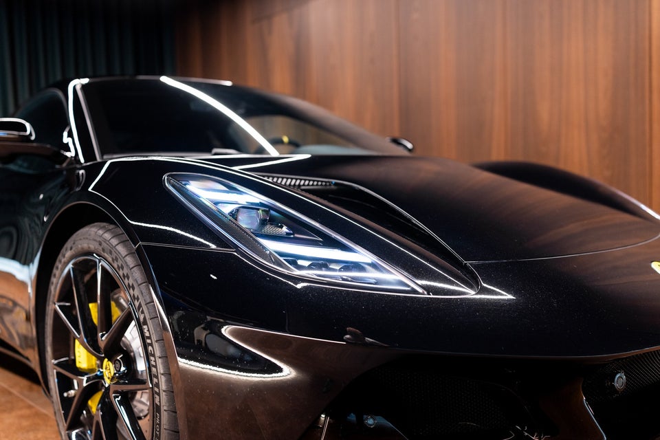 Lotus Emira 2,0 i4 aut. 2d