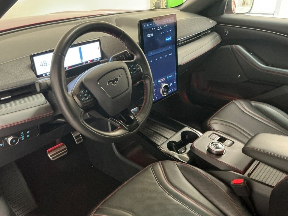 Ford Mustang Mach-E 98 Extended Range AWD 5d