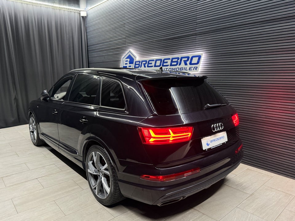 Audi Q7 50 TDi S-line quattro Tiptr. 7prs 5d