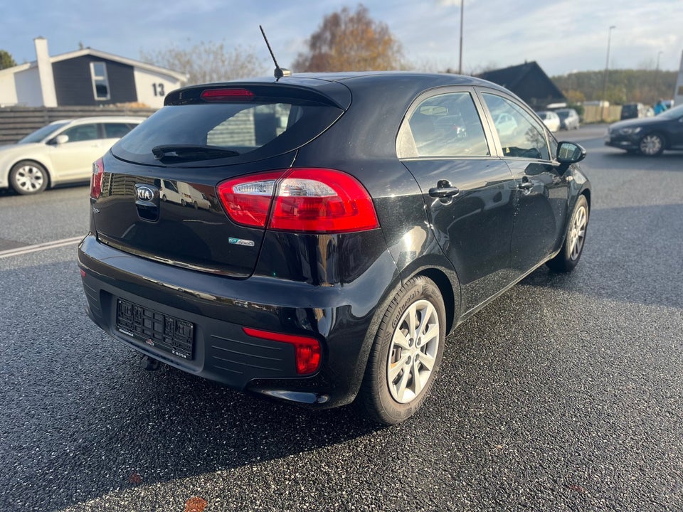 Kia Rio 1,2 CVVT Exclusive 5d