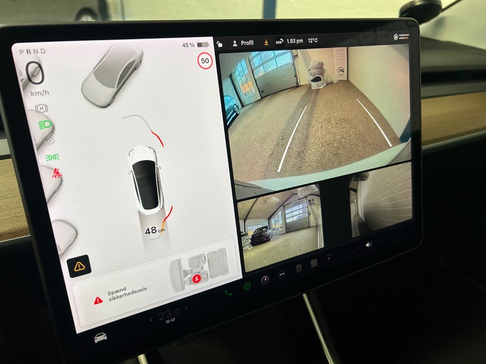 Tesla Model 3 Long Range AWD 4d