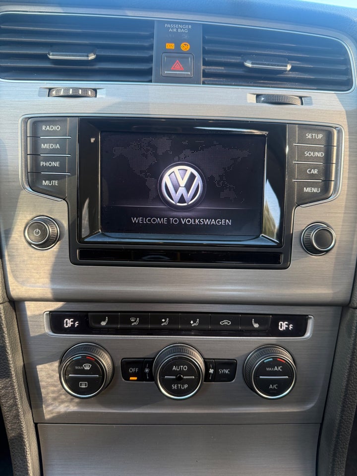 VW Golf VII 1,6 TDi 105 Highline DSG BMT 5d