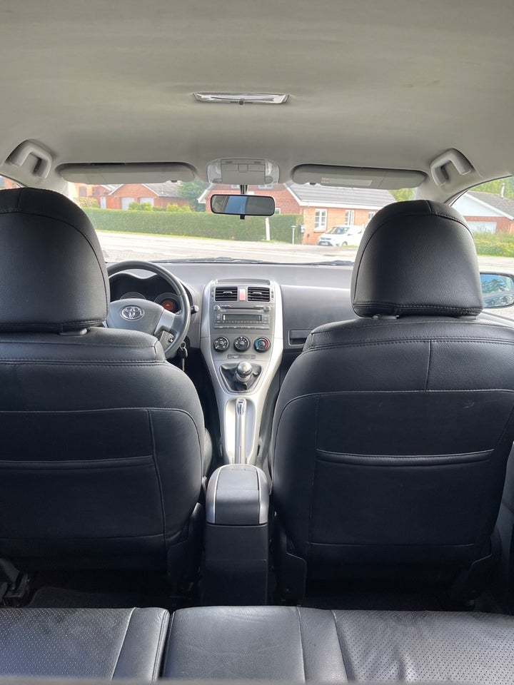 Toyota Auris 1,6 Luna 5d