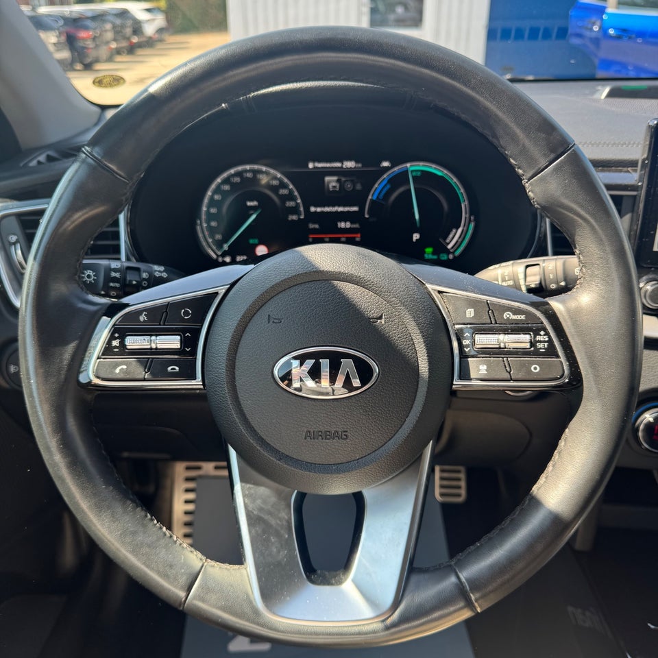 Kia Ceed 1,6 PHEV Upgrade SW DCT 5d