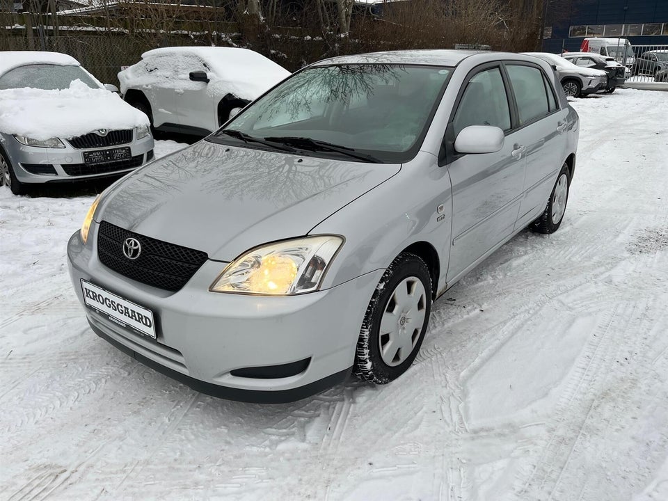 Toyota Corolla 1,4 Terra 5d